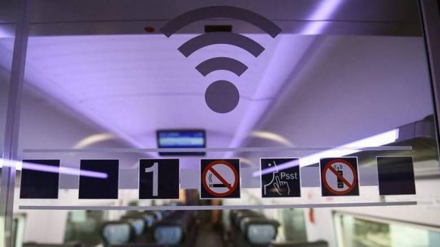 wi-fi-gia-olous-kai-sti-glufada