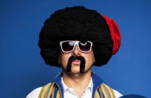 Αποστόλης Μπαρμπαγιάννης “Καθαρή εξόδιος” Τσολιάς εν δε Τσόλια μπάντ