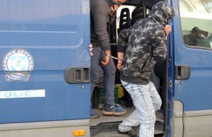 Πώς δρούσε το κύκλωμα λαθροδιακινητών που είχαν στήσει αστυνομικοί στον Έβρο