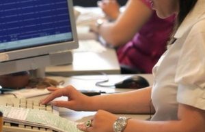 Δείτε πότε θα χτυπήσει τις πόρτες σας ο «εφοριακός της γειτονιάς»