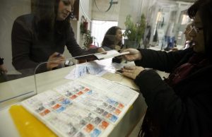 Πόσο κοστίζει σήμερα η εξαγορά ενσήμων στο Δημόσιο (παραδείγματα)