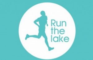 Run the Lake: Ένας αγώνας δρόμου θεσμός στη Λίμνη Βουλιαγμένης.