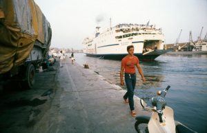 Ο Πειραιάς στην δεκαετία του ’80 – ’90, ένα φωτογραφικό ρεπορτάζ του Σπύρου Στάβερη