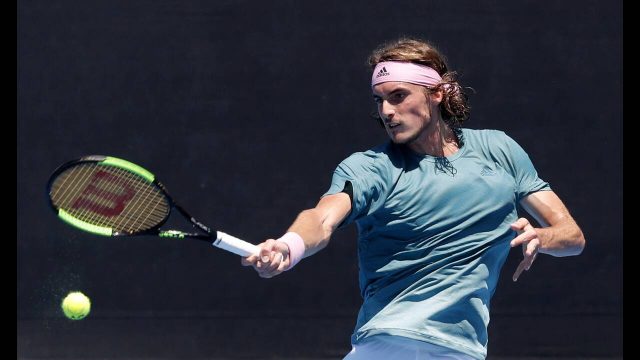 2019-01-14T032103Z_1127032178_UP1EF1E09B2CB_RTRMADP_3_TENNIS-AUSOPEN