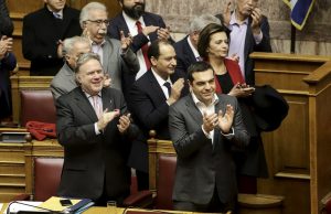 Συμφωνία των Πρεσπών: Η επόμενη μέρα – Το πολιτικό σκηνικό μετά τα 153 «ναι»