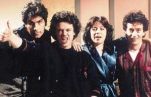 Επικοί «Απαράδεκτοι» από το 1992: «Το ξέρεις ότι οι Σκοπιανοί λιγουρεύονται τη Μακεδονία;»