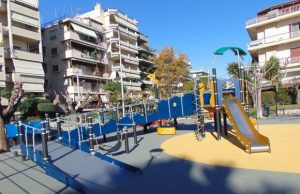 Άνοιξαν σήμερα για το κοινό τρεις νέες παιδικές χαρές στη Νέα Σμύρνη!