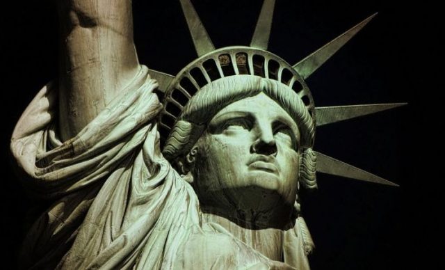 statue-of-liberty-359341_960_720-741x449