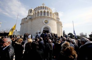 Το τελευταίο αντίο στον Μητροπολίτη Γλυφάδας κυρού Παύλου