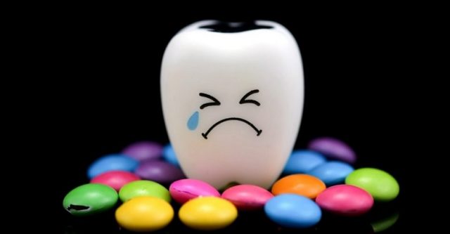 bigstock-Tooth-Decay-Is-Crying-With-Emo-116501420-960x500