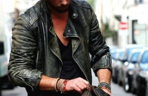 Μόδα & Στυλ: Τα αντρικά ρούχα που γίνονται καλύτερα όσο παλιώνουν