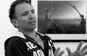 Αριστοτέλης Σαρρηκώστας: Ο Γιάννης Μπεχράκης είναι εδώ – Θα μας το θυμίζουν για πάντα οι φωτογραφίες του