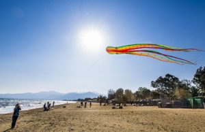 Καιρός: “Καλοκαίρι” ως την Καθαρά Δευτέρα – Πτώση κατά 6 βαθμούς από Τρίτη με βροχές