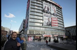 Γιατί η ήττα του AKP στην Κωνσταντινούπολη είναι τεράστιο πλήγμα για τον Ερντογάν