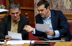 Την επόμενη εβδομάδα ανακοινώνεται ο «μποναμάς» – Πάνω από 1,5 δισ. τα θετικά μέτρα, επιδόματα, ΦΠΑ και μείωση φόρων