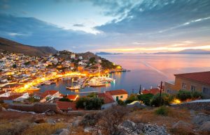 Η διαχρονική γοητεία της Ύδρας – Πασχαλινή απόδραση στο κοσμοπολίτικο νησί του Αργοσαρωνικού