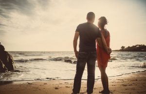 Κανείς δεν εμφανίζεται στο δρόμο μας τυχαία…