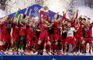 Για έκτη φορά στο θρόνο η μεγάλη Λίβερπουλ!