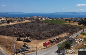 Οικόπεδο – «βόμβα» στη Λ. Μαραθώνος: «Μια σπίθα και τελειώσαμε»