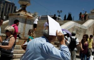 Βράζει ο τόπος: Ο υδράργυρος σκαρφαλώνει στους 42 βαθμούς – Πότε υποχωρεί ο καύσωνας