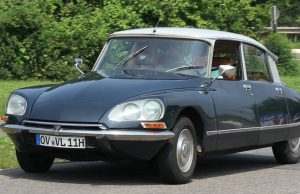 Τα ιστορικά αυτοκίνητα θα κυκλοφορούν και πάλι ελεύθερα στους ελληνικούς δρόμους