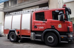 Πυρκαγιά κάτω από αδιευκρίνιστες συνθήκες εκδηλώθηκε το πρωί σε μονοκατοικία στη Γλυφάδα