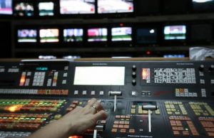 Εκτός Πόθεν Έσχες καναλάρχες και εκδότες ΜΜΕ