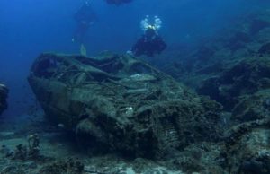 Στο βυθό της παρανομίας: Το μεγαλύτερο υποβρύχιο νεκροταφείο κλεμμένων αυτοκινήτων στην Ελλάδα