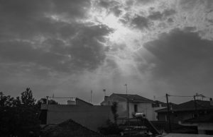 Καιρός: Χαλάει από ώρα σε ώρα – Πού θα σημειωθούν τοπικές καταιγίδες