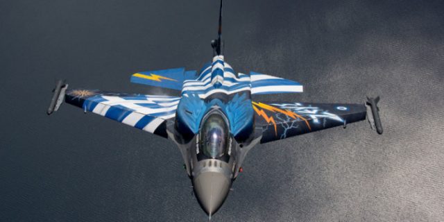 zeys-pilotos-aeras-omada-f-16-1