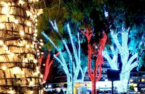 Το εορταστικό ωράριο των καταστημάτων στην Γλυφάδα