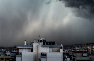 Κακοκαιρία: Ο «Γηρυόνης» έρχεται από τα δυτικά με καταιγίδες, χαλάζι και έως 10 μποφόρ