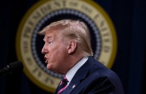 Ο Ντόναλντ Τραμπ παραπέμφθηκε σε δίκη για 2 αδικήματα – Ο τρίτος πρόεδρος στην ιστορία των ΗΠΑ