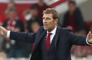 Ο Μάσιμο Καρέρα έρχεται για να υπογράψει το νέο του συμβόλαιο με την ΑΕΚ