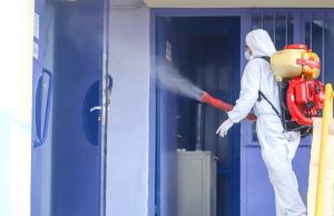 Σε πλήρη απολύμανση του σχολικού συγκροτήματος προχωράει ο Δήμος Γλυφάδας