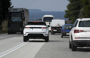 Κορονοϊός: Αυτά πρέπει να κάνετε πριν μπείτε στο αυτοκίνητό σας