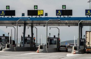 Κορονοϊός: Κλείσιμο διοδίων για το Πάσχα μελετά η κυβέρνηση