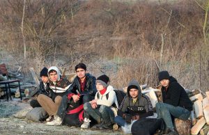 Αυτό το sms λαμβάνουν πρόσφυγες και μετανάστες για να μην μπουν στην Ελλάδα