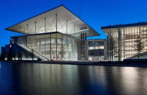 Απίστευτη δωρεά: Το Ίδρυμα Σταύρος Νιάρχος δίνει 100 εκατομμύρια δολάρια για την αντιμετώπιση της πανδημίας!