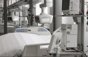 Κορονοϊός: 98 νεκροί και συνολικά 2114 κρούσματα – 33 νέα