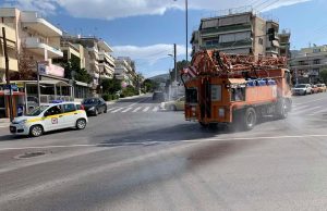 Εντατικά απολυμαίνεται η Γλυφάδα με σύγχρονα μέσα