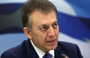 Βρούτσης: «Μέχρι τότε θα έχουν πάρει όλοι τα 800 ευρώ»