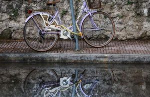 «Τρελάθηκε» ο καιρός: Υποχωρεί το κύμα ζέστης – Έρχονται βροχές και καταιγίδες με πτώση της θερμοκρασίας