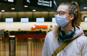 «Προ των πυλών» νέο κύμα κορονοϊού στην Ελλάδα – Οι «κόκκινοι» μήνες