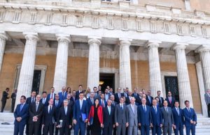 Ανασχηματισμός : Πότε θα γίνει, ποιοι υπουργοί φεύγουν, ποιοι μπαίνουν στην κυβέρνηση