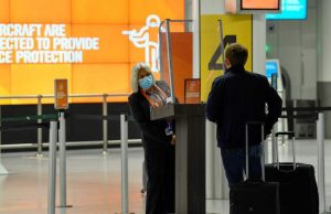 Βρετανία: Άνοιξαν και μας περιμένουν – Τέλος η απαγόρευση για 70 χώρες