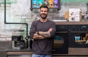 Άκης Πετρετζίκης – Lockdown: «Όσα μαγαζιά άνοιξαν τον τελευταίο χρόνο δεν παίρνουν τίποτα»