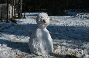 Το Διασχολικό Κέντρο Γλυφάδας ανοικτό για τους αστέγους