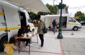 Κορονοϊός: 27 θάνατοι, 320 διασωληνωμένοι και 1.400 νέα κρούσματα