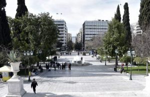 Lockdown: Έρχεται παράταση στην Αττική – Σκέψεις για απαγόρευση κυκλοφορίας από τις 6 τις καθημερινές